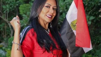 رانيا يوسف ترفع علم مصر والجمهور يعلق :” أحلي صاروخ في حرب أكتوبر