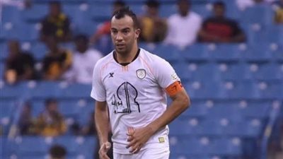 الجزائري بلعمري الي ليون الفرنسي رسميا