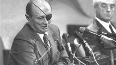 لايمكننا أن نوقف المصريين .. ماذا قال موشي ديان عن هزيمة جيشه في حرب أكتوبر