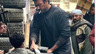 أحمد العوضي يروج لمسلسله الجديد ”ضرب نار”