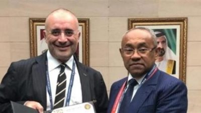 التونسي طارق البشماوي : قررت الترشح لرئاسة كاف واتمني مساندتكم