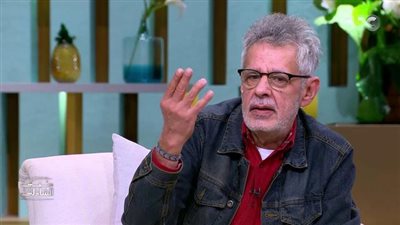 زكي فطين عبد الوهاب: عمر خيرت بيكرر وعادل إمام مش زعيم والهضبة بمناسبة إيه؟