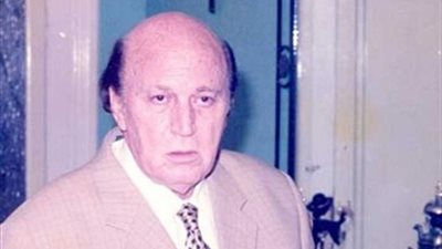 حكايات الفنان الكبير حسن عبد الحميد.. هجر الطب حبا في الفن..حقيقة ديانته اليهودية ..  مسلسل ديني سبب له عاهة مستديمة