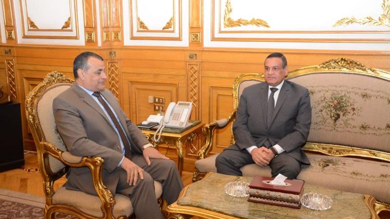 وزيرا ”الإنتاج الحربي”