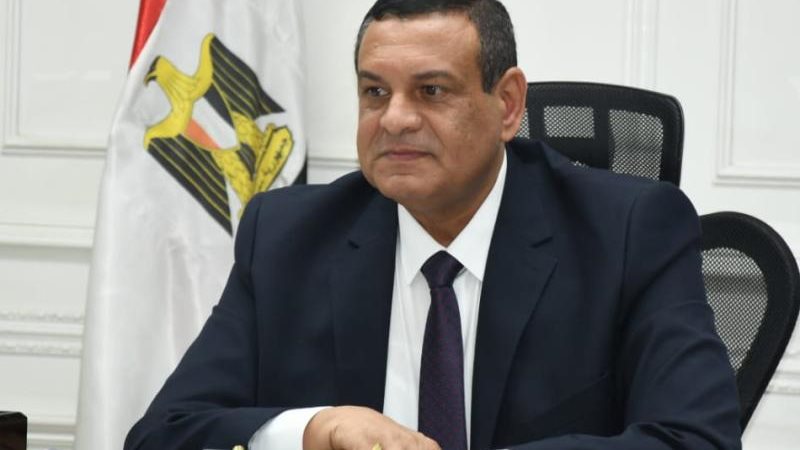 وزير التنمية المحلية