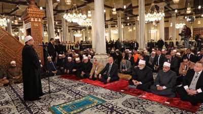 محافظ القاهرة يشهد الإحتفال الذى أقامته وزارة الاوقاف بمناسبة ذكرى الإسراء والمعراج