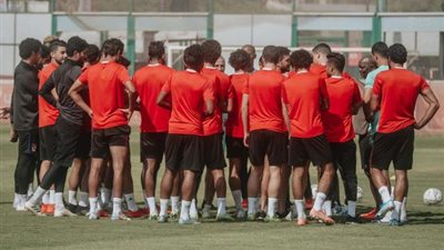 محاضرة فنية قبل انطلاق مران الأهلي