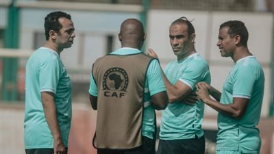 ”عبدالحفيظ” يجتمع بالجهاز الإداري للترتيب لرحلة المغرب