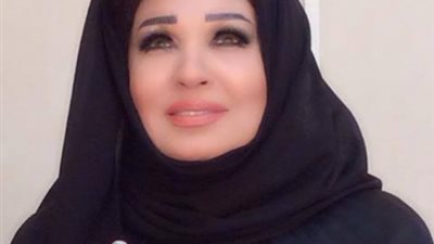 فيفي والحجاب.. ألغاز الراقصة الشهيرة مع ”الزي الإسلامي ”