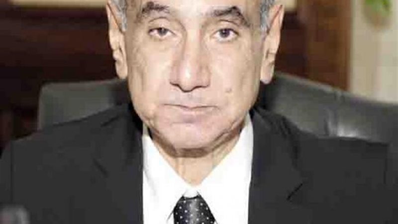  مسئولة إدارة العقود