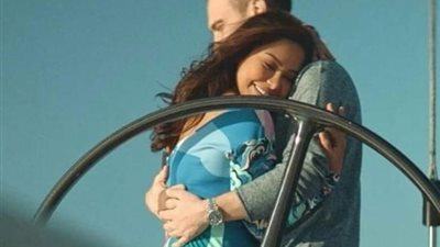 ”دمتي لي شيئًا جميلًا لا ينتهي”.. رسالة حب من حسام حبيب لـ شيرين عبد الوهاب في عيد ميلادها