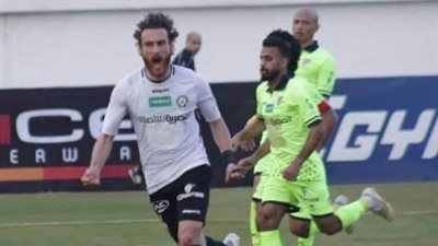 الحرس ينهي الشوط الأول بهدف في شباك أسوان