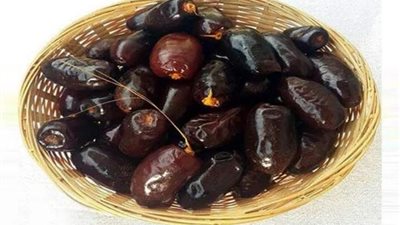 ينصح بتناوله في الإفطار.. فوائد البلح الأسود