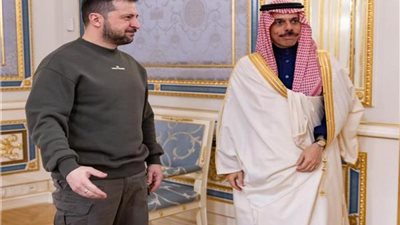 تفاصيل لقاء الرئيس الأوكراني ووزير الخارجية السعودي بكييف