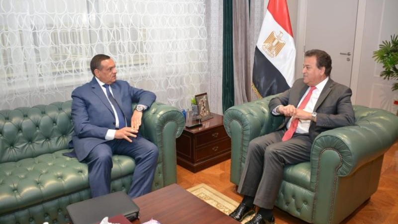 وزيرا التنمية المحلية