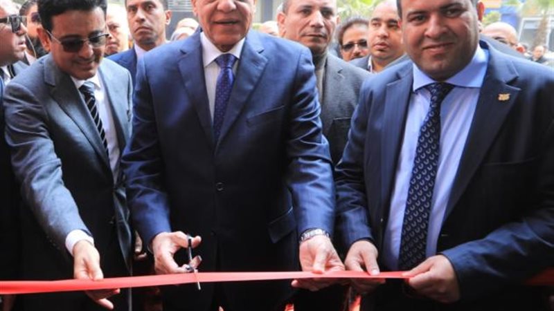 محافظ الجيزة خلال