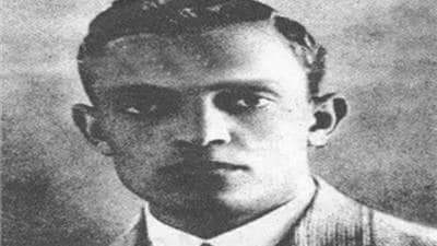 أطلقوا عليها الأميرة فايزة .. حكاية أول طائرة تحلق فى سماء المحروسة