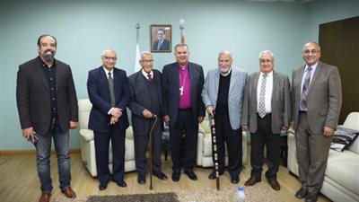 شاهد.. قيادات المذاهب الإنجيلية يقدمون التهنئة للدكتور أندريه زكي لفوزه بانتخابات رئاسة الطائفة