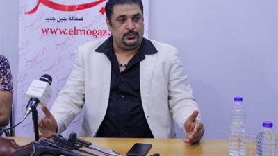 يرويها بطل ”السلاح ” محمود أبو العينين.. حكايات النجمات مع الخناجر والسكاكين