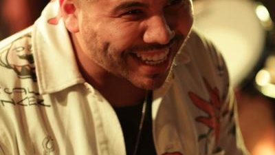 عمر كمال يشعل حفل بازار دالا المهندس وكريم مكرم بحضور الآلاف من محبيهم