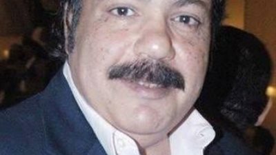 نجل طلعت زكريا: قوم بوس ايد أبوك ورجل أمك