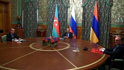 عاجل.. انطلاق مباحثات موسكو بين أرمينيا وأذربيجان