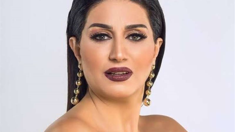 وفاء عامر