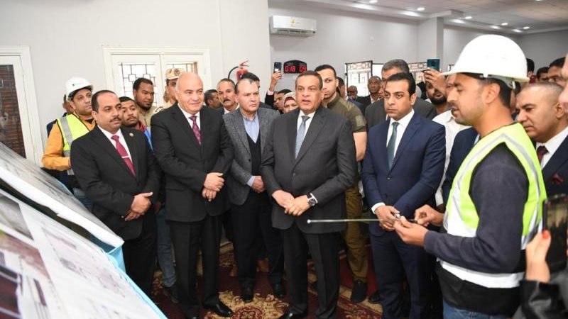 وزير التنمية المحلية