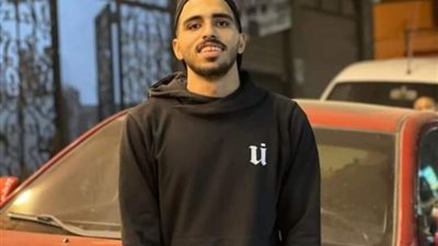 ”الحاج إكسلانس” .. مصطفي الجوكر يساعد محمد سعد في الوكالة