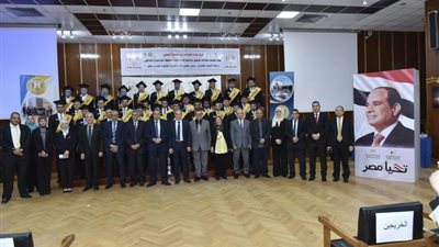 باجمالي 945 متدرب.. «الكهرباء» تحتفل بتخريج الدفعة 35 من دورة إعداد القادة