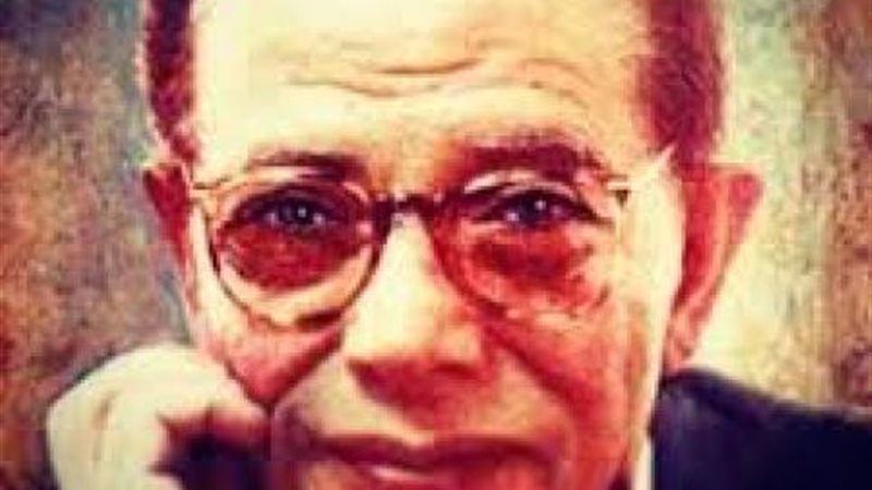 مصطفى محمود