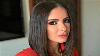 منى زكي تواصل تصوير دورها في مسلسل ”تقاطع طرق”