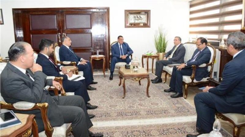 وزير التنمية المحلية