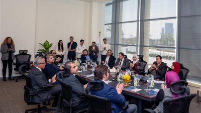 جامعة مصر للمعلوماتية تستقبل وفد من ”ملائكة” لدعم طلابها في ريادة الأعمال والاستثمار الجريء