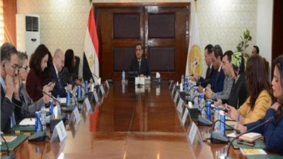 تفاصيل لقاء وزير التنمية المحلية ووفد البنك الدولي