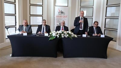 وزير التعليم العالي يجتمع بالمستشارين والملحقين الثقافيين العرب والأفارقة  لبحث آليات التعاون المشترك في منظومة الطلاب الوافدين