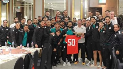 شاهد بالصور .. إحتفال منتحب مصر بالكابتن محمد صلاح النجم العالمى