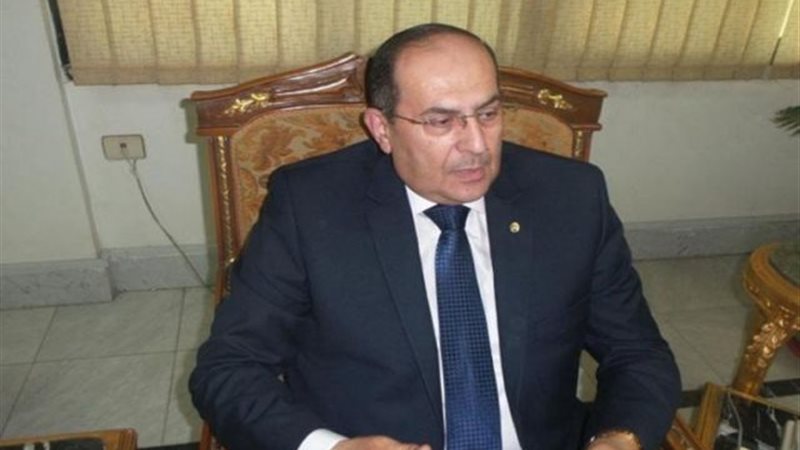 الدكتور أيمن عبدالمنعم