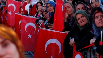 برلماني تركي يكشف تهاون نظام أردوغان في الدفاع عن حقوق المرأة