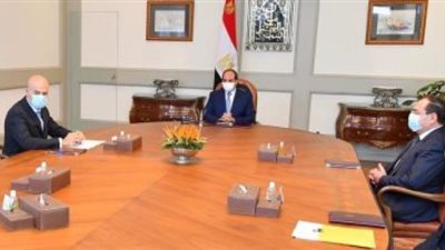 السيسى يطالب ”إينى” بالتوسع في أنشطتها في مصر