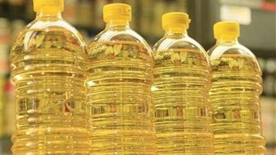 كميات كبيرة.. «الجيزة» تضبط دقيق بلدي مدعم وزيوت تموينية بالصف وأطفيح