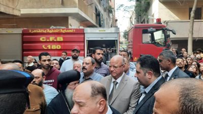 محافظ القاهرة يتابع أعمال إطفاء الحريق المحدود الذى نشب بكنيسة الأنبا إبرام بالزاوية الحمراء