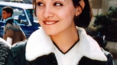 ريهام عبد الغفور تنشر صورة نادرة لها في مرحلة الشباب