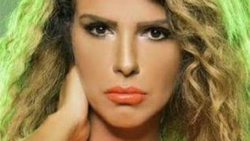 دنيا عبد العزيز