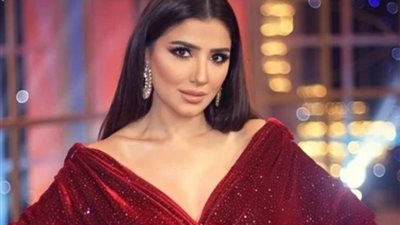 غياب الفنانة مى عمر عن العرض الخاص لفيلم” هارلى”