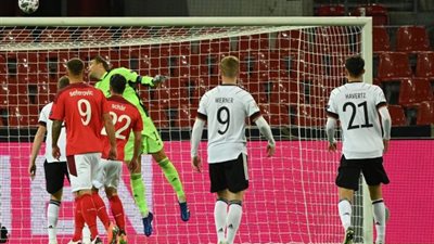 سويسرا تتقدم على ألمانيا بهدفين لهدف في الشوط الأول