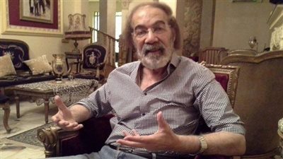 حزن في الوسط الفني بعد وفاة النجم الكبير محمود ياسين