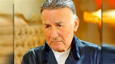 له قصة مثيرة مع زوجة وزير.. وأسرار انتحار زوجة رجل مهم داخل غرفته.. حقائق مثيرة لا تعرفها عن عزت أبو عوف