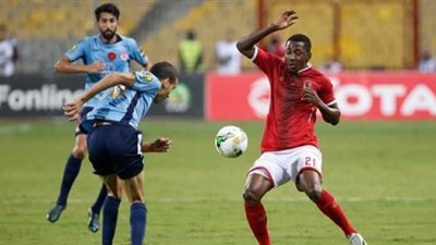 كاف يوافق شفهيا علي نقل مباراة الأهلي والوداد الي ستاد القاهرة