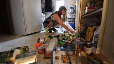 أبرزها الميكروويف وغسل المكرونة.. خرافات شائعة عن الطهي